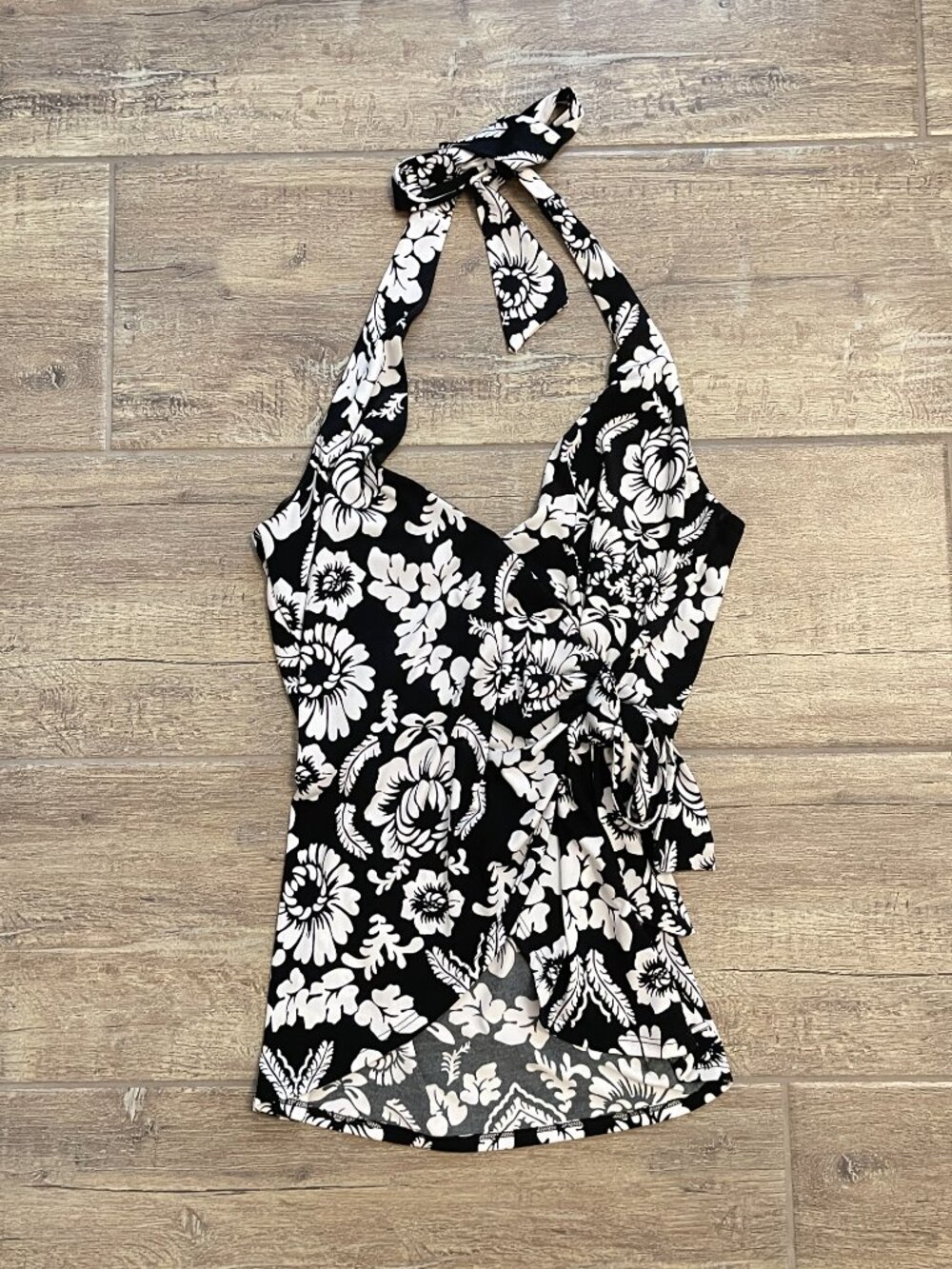 White House Black Market Halter Top Blouse Floral Small